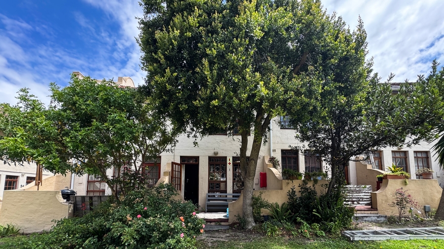 2 Bedroom Property for Sale in Fairfield Estate Western Cape